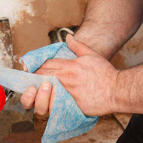 Adhesive Removal Industrial Wipes for Surface Cleanup